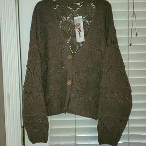 BNWT GeeGee brand Mocha colored button down Cardigan